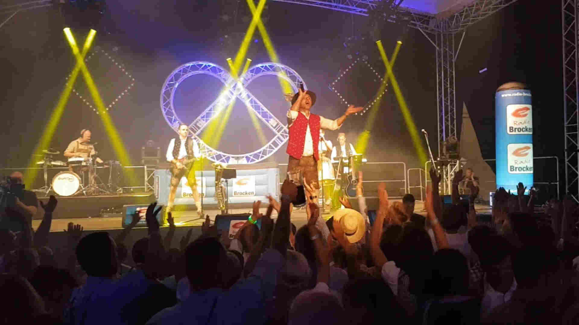 german oktoberfestband münchner gaudiblosn